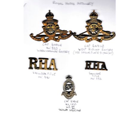 Royal Horse Artillery (Warwickshire and West Riding) WWI Cap Badges (Gilding-metal), lugs and slider with two Shoulder Titles