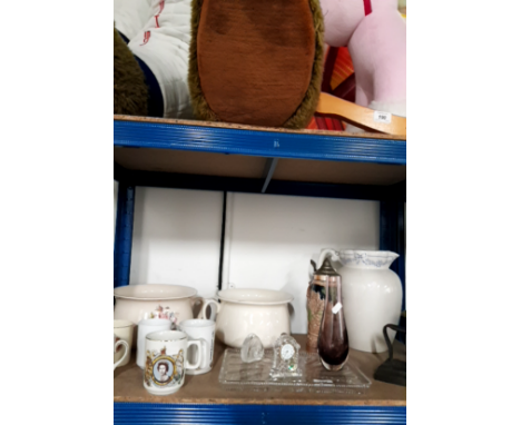 A LOT OF POTTERY PORCELAIN AND GLASS WARE INC MIDWINTER TABLEWARE ETC