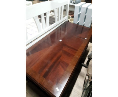 MAHOGANY FIGURED TOP COFFEE TABLE WITH LOWER SHELF