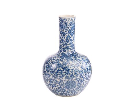 A Chinese blue and white tianqiuping vase, painted with lotus flowers and tight scrolling tendrils, apocryphal four character