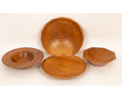 Peter & Joy Evans, Cotswold School, two octagonal turned wood bowls, the largest 32cm diameter, a circular walnut deep bowl, 