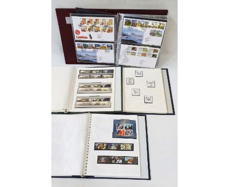 GB: QEII Mint Defin., Commem. &amp; 'Post &amp; Go' stamps 2001 - 2015 in 4 albums plus plus three albums of clean mini-sheet