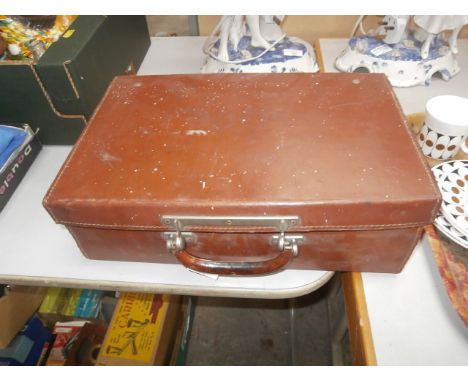 vintage leather case
