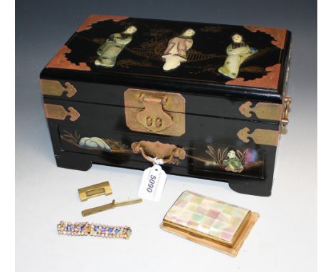 A 20th century Oriental jewellery casket, decorated with traditionally dressed maidens, metal bound single drawer containing 