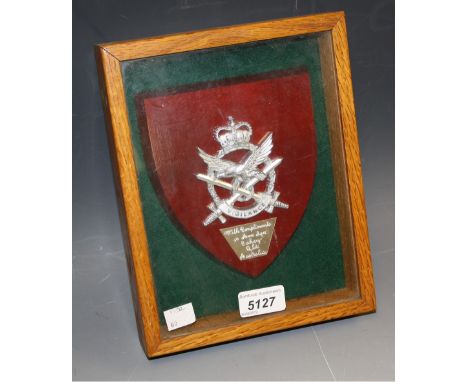 Military - Australian Army Aviation, a badge, on shield mount, the plaque inscribed With Compliments 16 Abn Sqn, Oakey, Queen