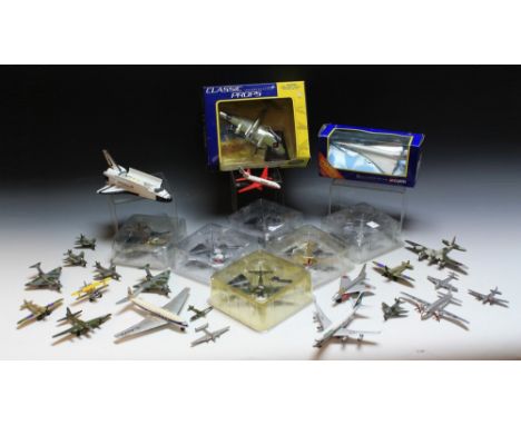 Die-Cast Vehicles - Aeroplanes - Dinky Toys - 735 Gloster Javelin (2); a 734 Supermarine swift (3), a 736 Hawker Hunter, a 73