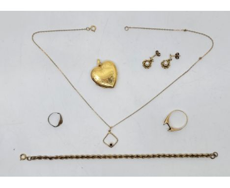 A 9ct. gold rope twist bracelet, length 18cm (2.2g), together with a 9ct. gold heart pendant locket, (gross weight 4.1g), a p