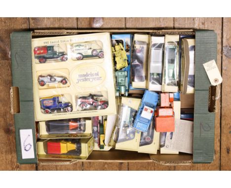 7 Dinky Toys and other items. Leyland 8 Wheeled Chassis. Aveling Barford Diesel Roller, Blaw Know Bulldozer, Monteverdi 375L,