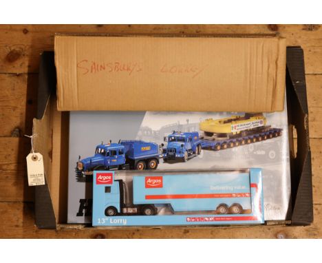 Corgi Heavy Haulage Limited Edition set PICKFORDS Scammell Contractor (x2) with Nicolas Bogie Trailer &amp; Casting Load 1800