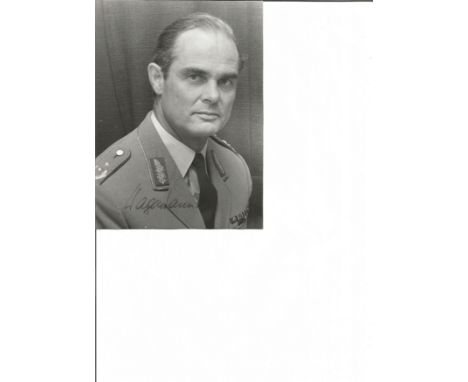 German General Dr Eberhard Wageman signed 6 x 4 photo in uniform with letter and hand written compliment card. During the Sec