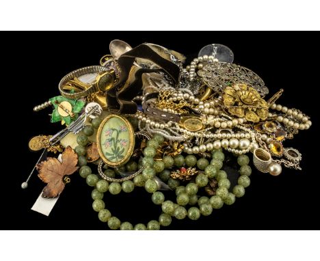 Large Miscellaneous Bag of Vintage Costume Jewellery, to include necklaces, brooches, bangles, beads, watches, etc.