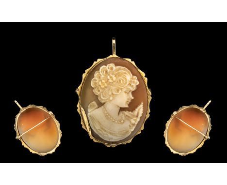 9ct Gold Mounted Shell Cameo Combined Pendant/Brooch, depicting the portrait bust of a young woman.  Fully hallmarked for 9.3