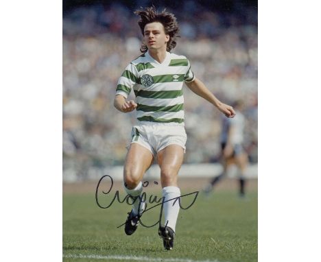 Autographed Charlie Nicholas 8 X 6 Photo - Col, Depicting The Celtic Centre-Forward In Full Length Action During A Game, C198