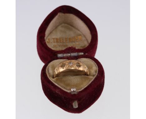 An 18ct gypsy set ring (two stones missing) H/M Birmingham 1907, approx 2.1gms & size O with original box 