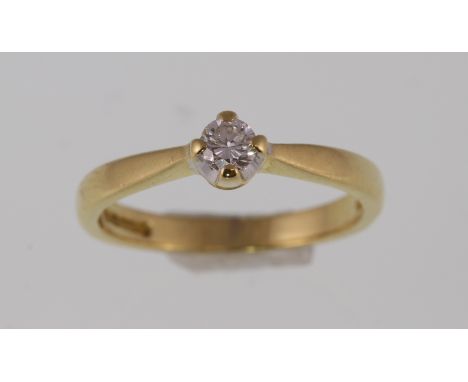 An 18ct yellow gold H/M diamond single stone ring, the round brilliant cut diamond approx 0.15ct, approx weight 2.7gms, size 