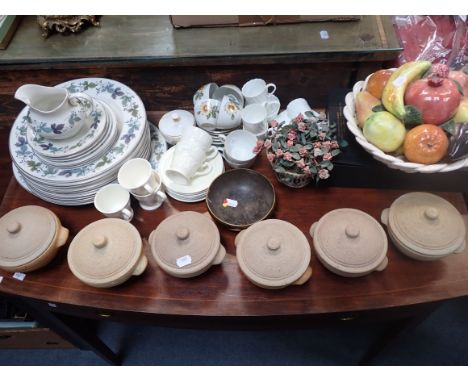 SIX LEACH POTTERY COVERED SOUP BOWLS with celadon glazed interiors (chips to some lids), a cast brass bowl, and a quantity of