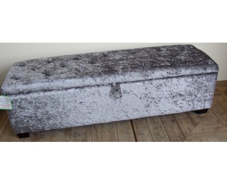 New upholstered blanket box in crushed velvet fabric with hinged top and button detail (134cm x 40cm x 40cm) 