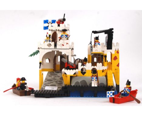 An original vintage c1989 Lego Legoland Pirates set 6276 ' Eldorado Fortress .' Appears 100% complete (unchecked by us) and f
