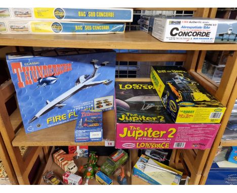 Thunderbirds:&nbsp;an unmade 'Fire Flash' model kit; together with a similar Konami 'Mystery Box'; two Lost in Space model ki