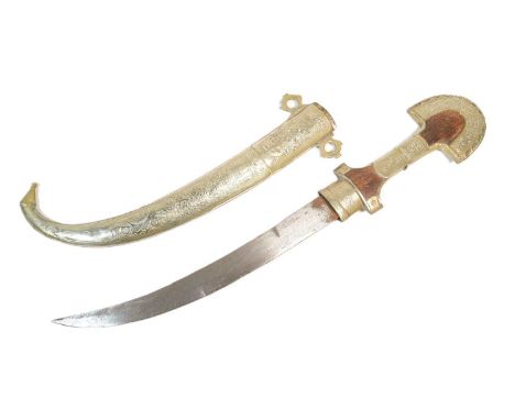 An early 20th Century Moroccan Koummya / Koumia Jambiya dagger. Dome shaped white metal pommel with a waisted wooden grip and