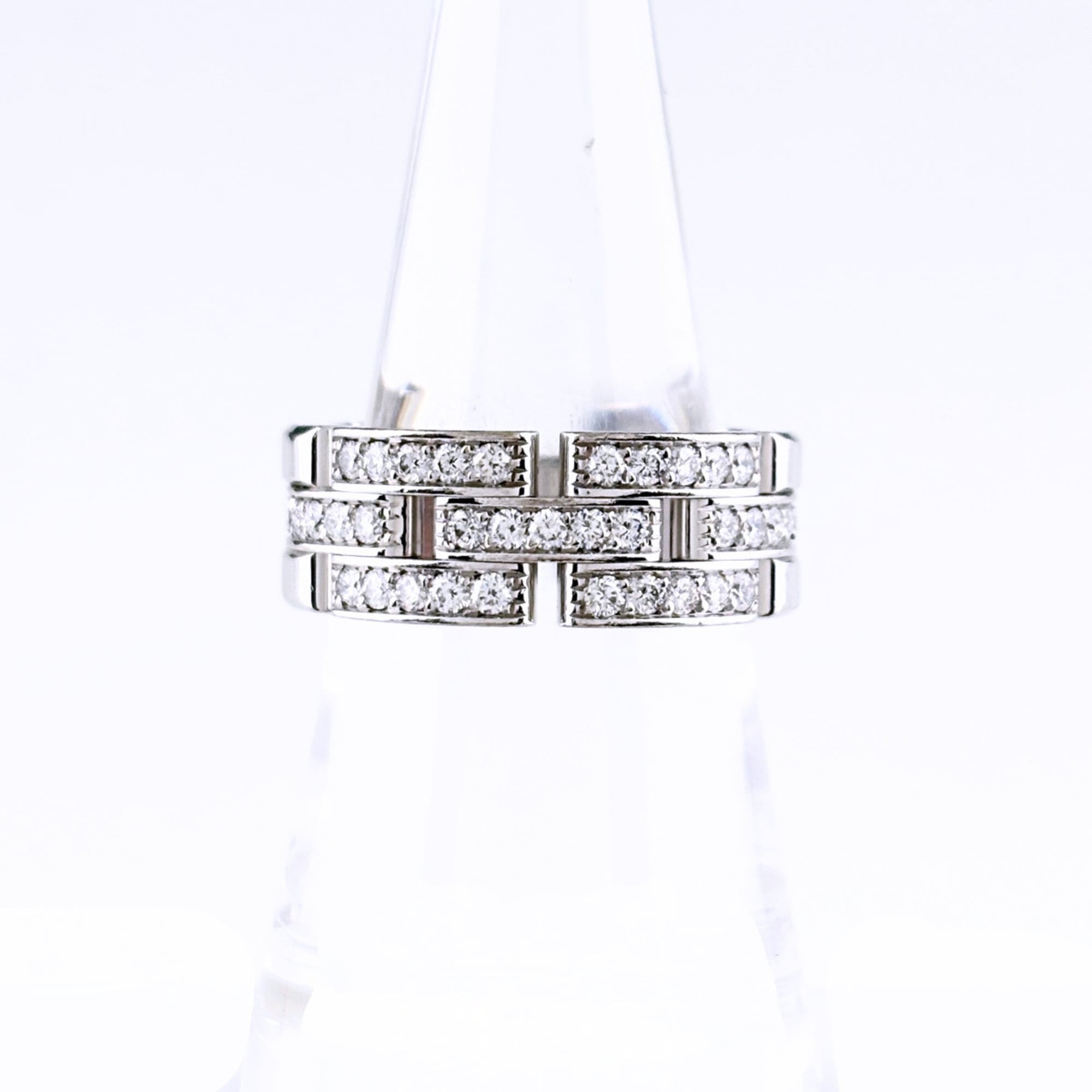Cartier Maillon Panthère Ring, a women\'s ring with small diamonds (750 diamond setting).