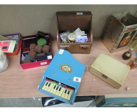 2 jewellery boxes, mixed lot jewellery, ring boxes etc and toy piano a/f