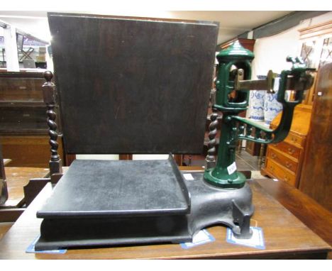 A set of platform scales