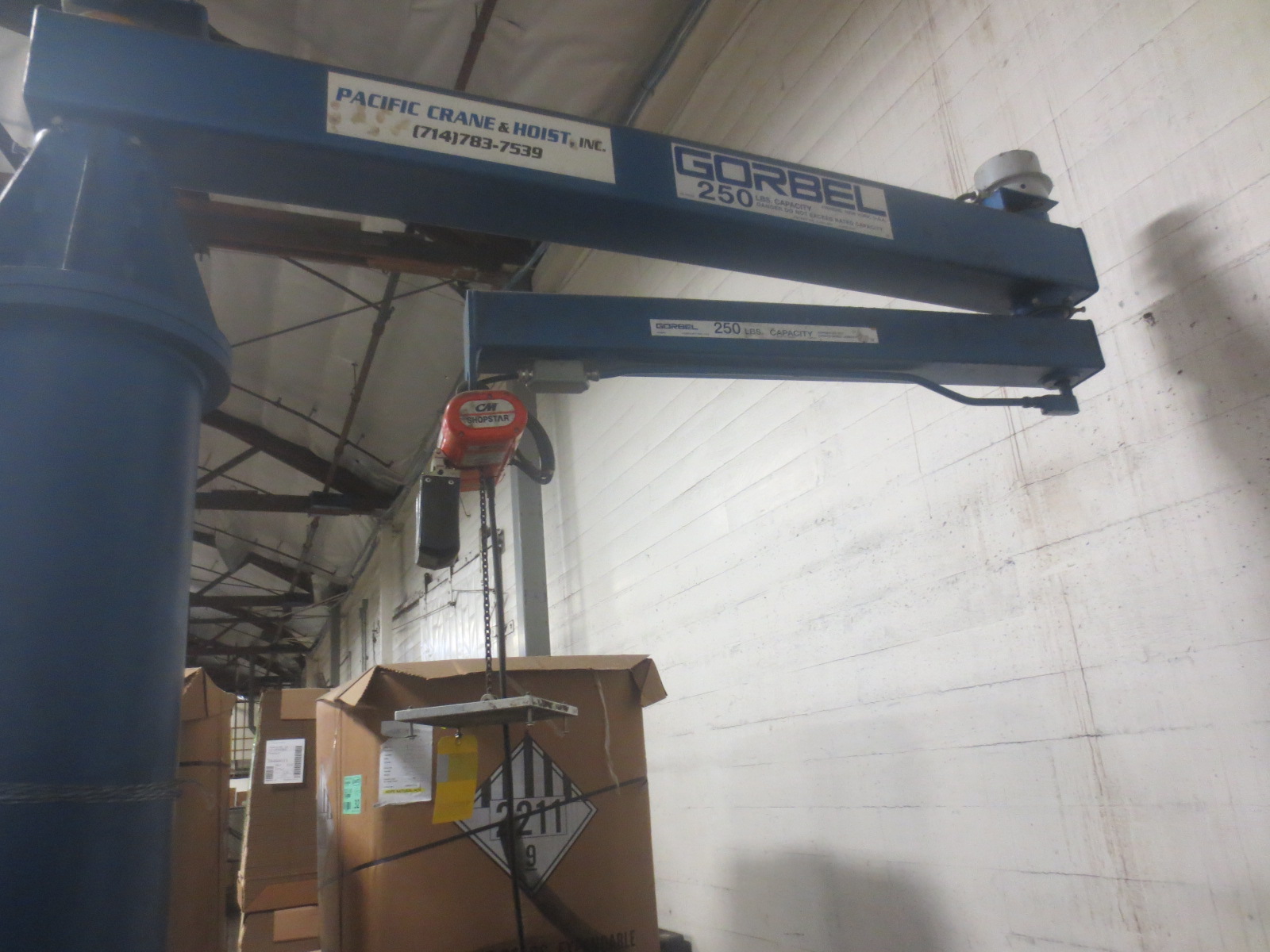 Portable Gorbel 250 Lbs. Jib Crane, With CM Shopstar 300 lbs. Power