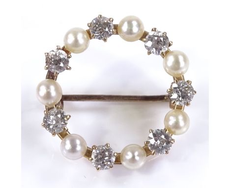 An Antique circular pearl and diamond brooch, with alternating stones, diameter 20.5mm, 2.7g 