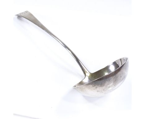 A George III Old English pattern silver soup ladle, by John Lambe, hallmarks London 1781, length 32cm, 5.6oz 