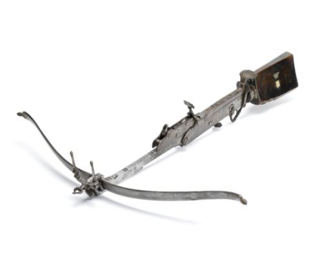 A GERMAN STONEBOW (SCHNEPPER), EARLY 17TH CENTURY with slender steel bow (string missing), a pair of fore-sight pillars, buil