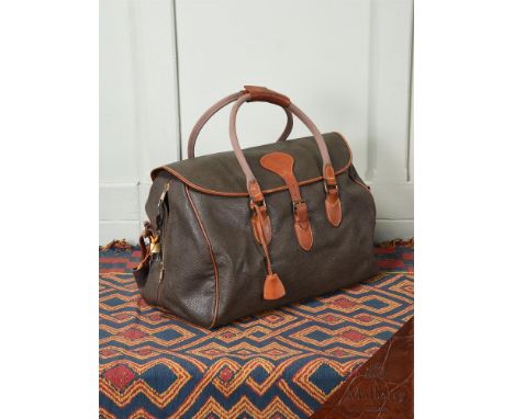 A MULBERRY CARRY-ON BAG  IN MOLE SCOTCHGRAIN WITH TAN SADDLE LEATHER TRIM approximately 50 x 33cm   Condition Report:  Signs 