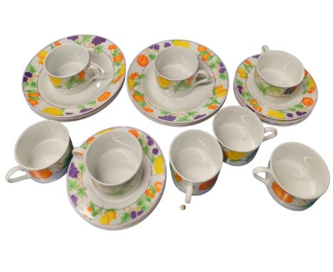 Vintage Royal Norfolk 8 Sitting Breakfast Set