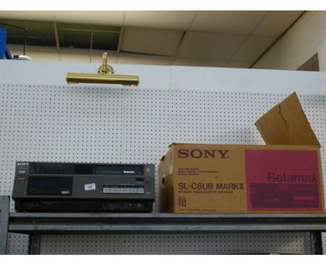 BOXED SONY BETAMAX VIDEOCASSETTE RECORDER SL-C6UB MARK II