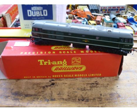 BOXED TRIANG R.357 AIA-AIA DIESEL ELECTRIC LOCO