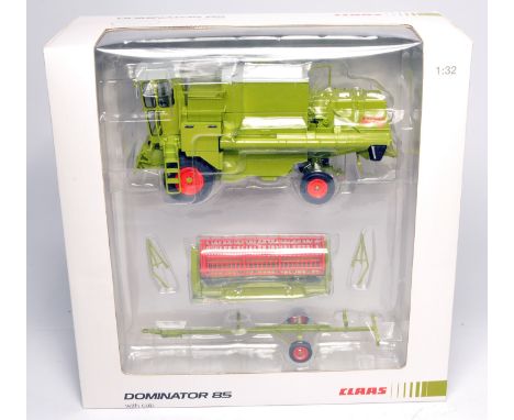 USK Scale Models 1/32 diecast farm model issue comprising Claas Dominator 85 Combine with Cab. Limited Edition. Excellent, an