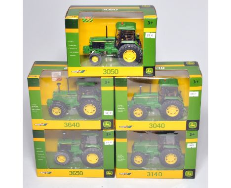 Britains Collection of 5 x 30 Series John Deere Tractor Models in 1/32 scale. All excellent and secure in boxes.