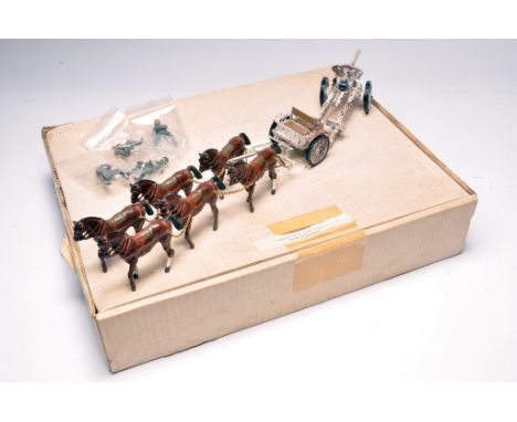 Bengurion (England) 1/32 scale hand-built Military model comprising AR21 WWII German 10.5cm Gun, Limber, 6 Horses, 3 Crew. Di