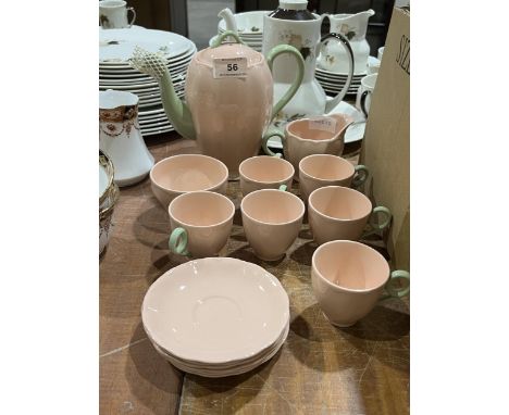 A Grindley Peach Leaf Petal pattern tea service to comprise 15 pieces.