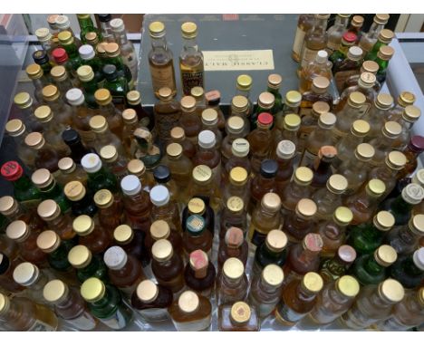 A large collection of vintage single and blended whisky’s. Inc Macallan 10 year old(D) postage not available on this lot.