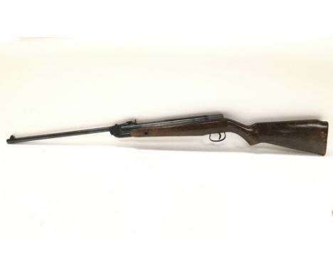 A vintage Webley & Scott Falcon 0.22 air rifle, made in england. 105cm long. This lot cannot be posted. NO RESERVE