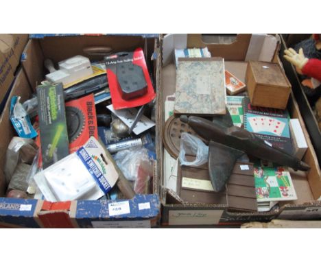 Tray of assorted vintage toys and games to include: model plane; marbles; Happy Families cards; Snakes and Ladders; chess pie