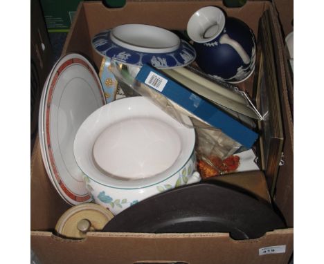 Box of assorted china to include: Royal Doulton 'The Bookworm' and 'Chaucer's Canterbury Pilgrims' wall plates; Wedgwood styl