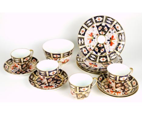 A Royal Crown Derby Imari pattern (2451) thirteen-piece part tea service comprising four cups, four saucers, four side plates