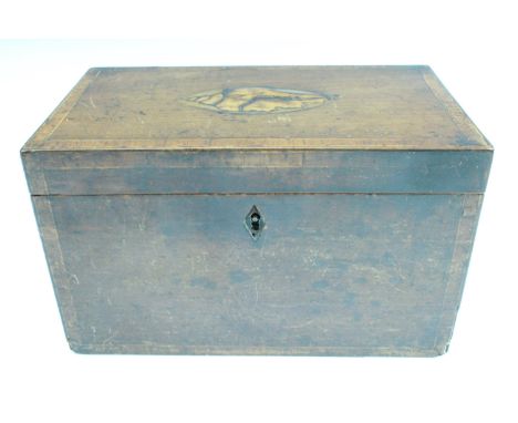 A George III marquetry inlaid mahogany two compartment tea caddy, 20 x 11.5 x 12 cm 