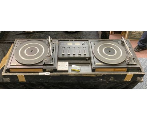 VINTAGE MIXING DECKS