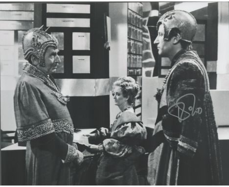 Doctor Who, Paul Jerricho signed 10 x 8 black and white photograph pictured during his time playing The Castellan. Good condi