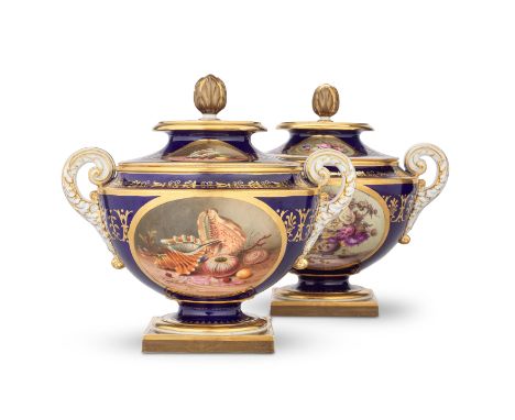 A magnificent pair of Flight, Barr and Barr Worcester ice pails and covers by Thomas Baxter, circa 1814-16Of generous size an