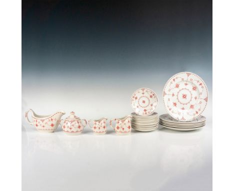 A 25-piece kitchen set consisting of 15 small plates, 6 large plates, 1 sugar bowl, 2 creamers, and 1 gravy boat. All items p