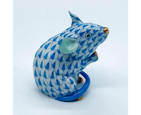 Hand painted mouse in a blue Vieux Herend Fish scale design. Herend backstamp. Issued: 2000Dimensions: 2.25"L x 1.5"W x 2.25"